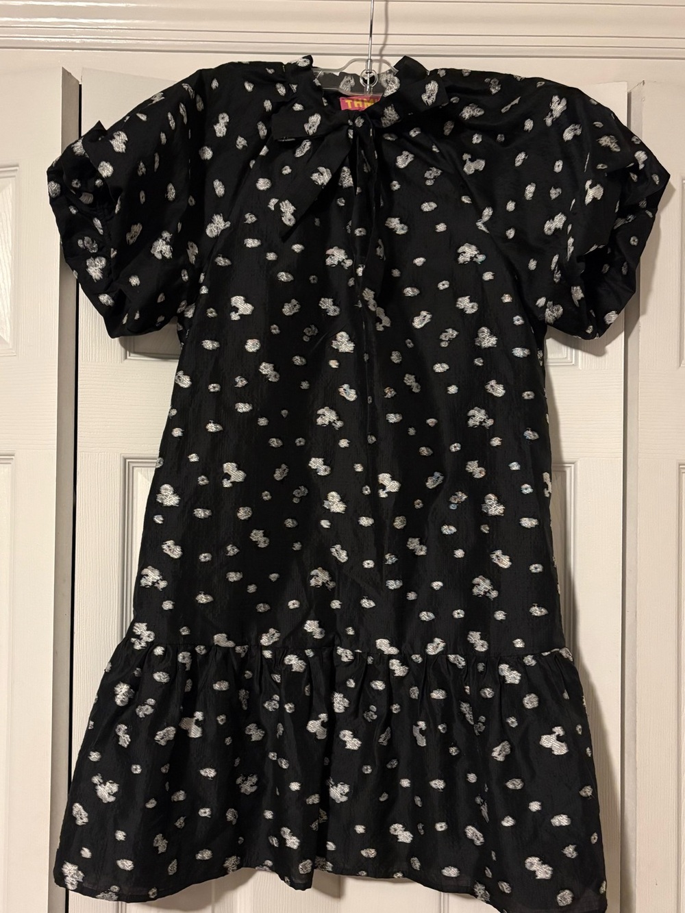 THML puff sleeve dress